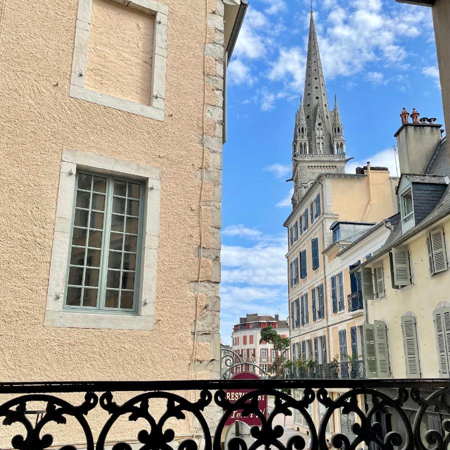 Quartier Historique Et Populaire Du Chateau De Pau Exteriér fotografie